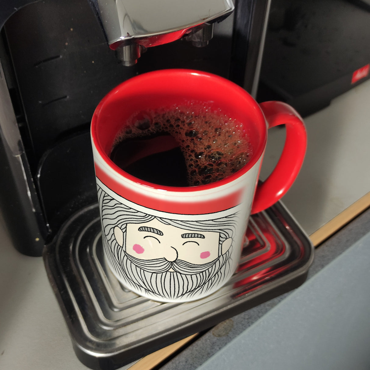 Santa Claus Kaffeebecher mit tollem weihnachtlichem Motiv