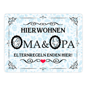 Hier wohnen Oma & Opa Metallschild im Vintage-Look