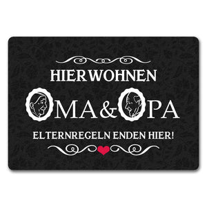 Hier wohnen Oma & Opa Fußmatte im Vintage-Look