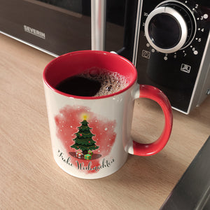 Frohe Weihnachten Kaffeebecher mit andächtigem Weihnachtsbaum