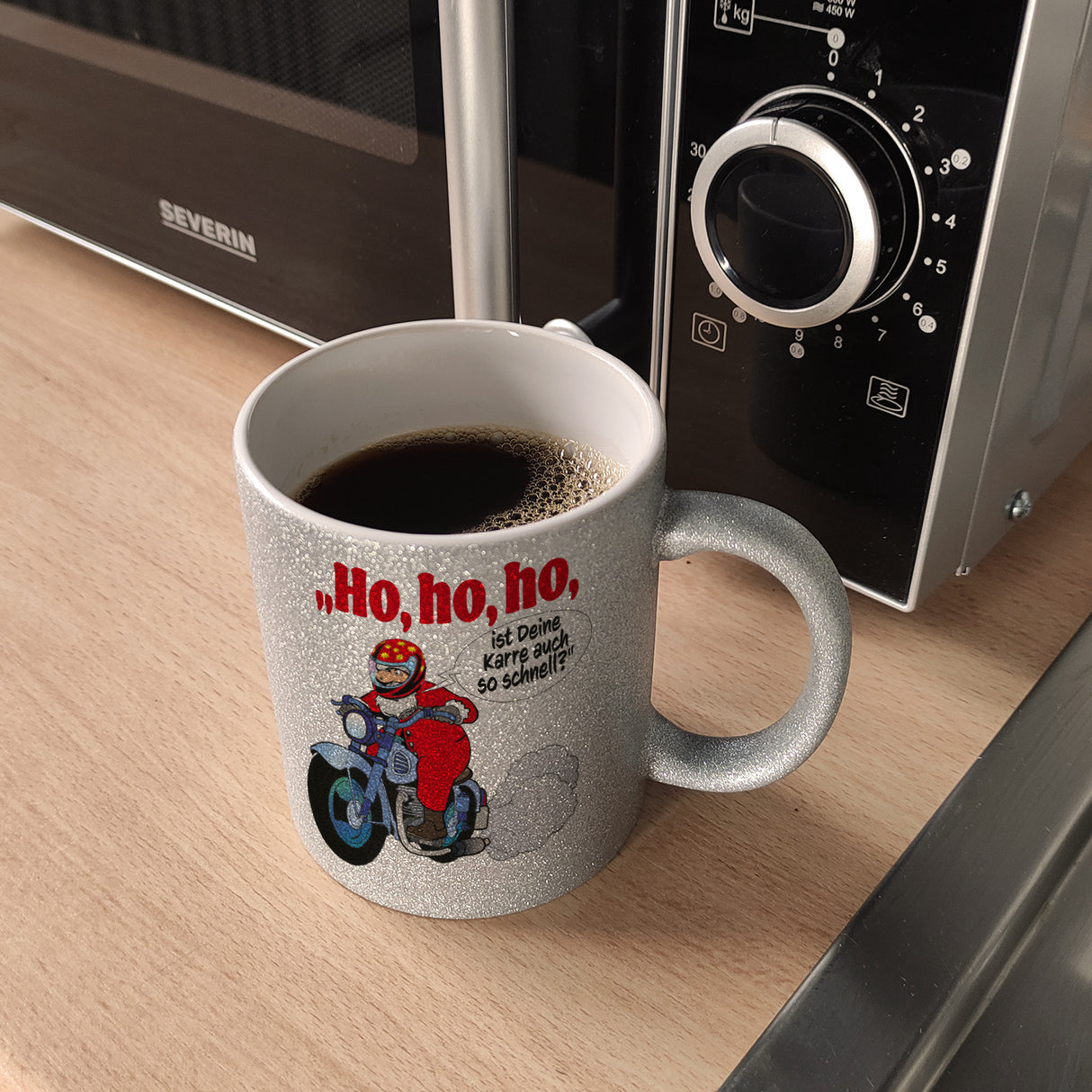 Kaffeebecher zum Thema Weihnachten mit Nikolaus auf dem Motorrad Motiv