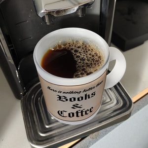 Büchernarr Kaffeebecher im Buchdesign mit Spruch