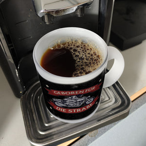 Geboren für die Straße Kaffeebecher mit coolem Biker Motiv