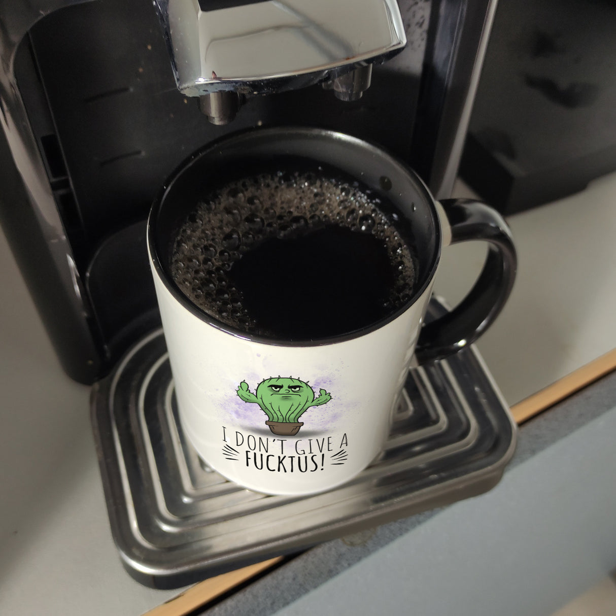 I don't give a Fucktus Kaffeebecher mit genervtem Kaktus