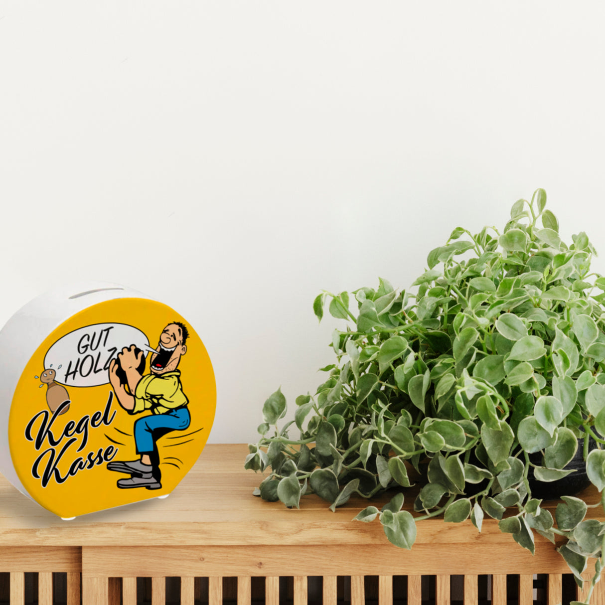 Kegelkasse Spardose Gut Holz mit lustigem Kegelspieler Motiv