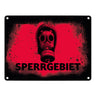 Sperrgebiet Metallschild mit Gasmaskenmotiv