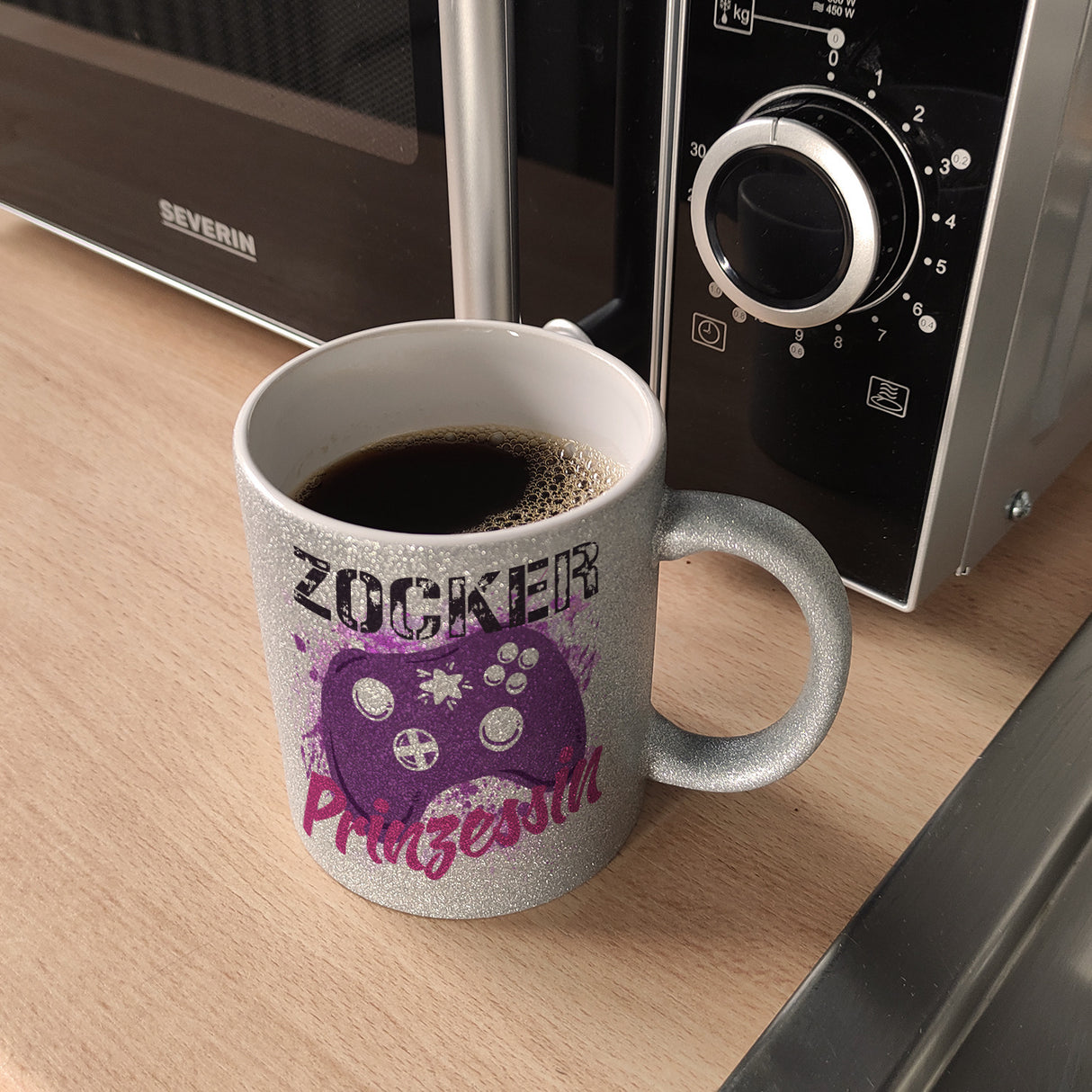 Zocker Prinzessin Kaffeebecher mit Controller Motiv