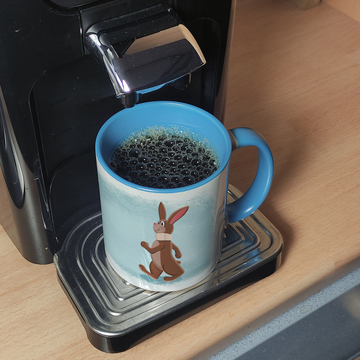 Lass den Kopf nicht hängen aufmunternde Kaffeetasse mit lustigem Hasen