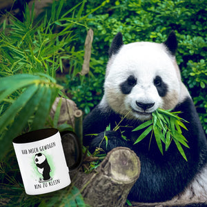 Hab mich gewogen bin zu klein Kaffeebecher mit süßem Panda