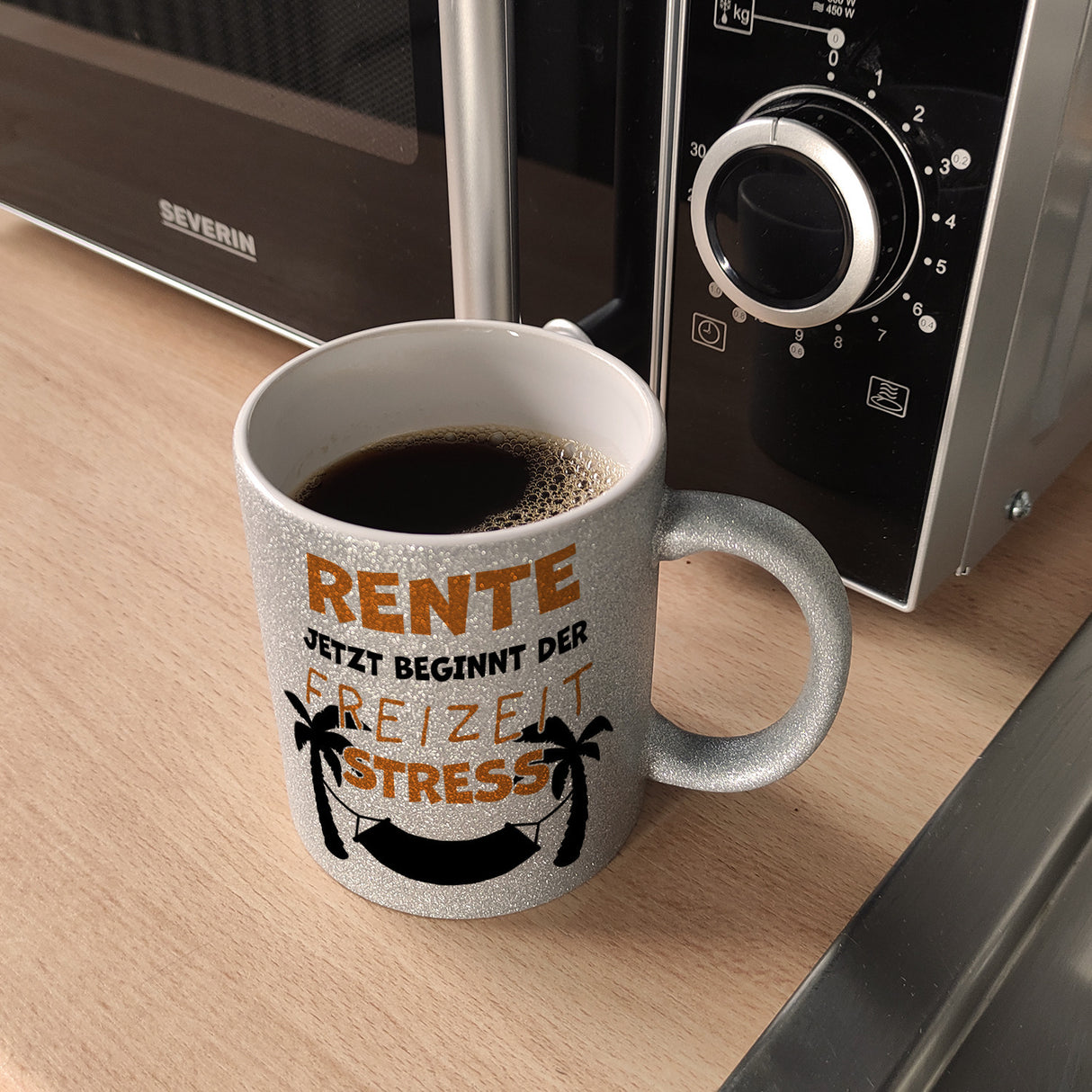 Rente - jetzt beginnt der Freizeitstress Kaffeebecher