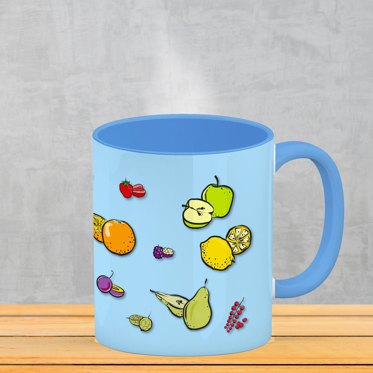 Kaffeebecher in lila zum Thema Obst mit verschiedenen Früchten