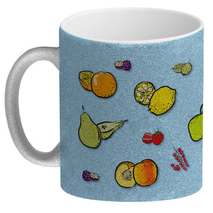 Kaffeebecher in lila zum Thema Obst mit verschiedenen Früchten