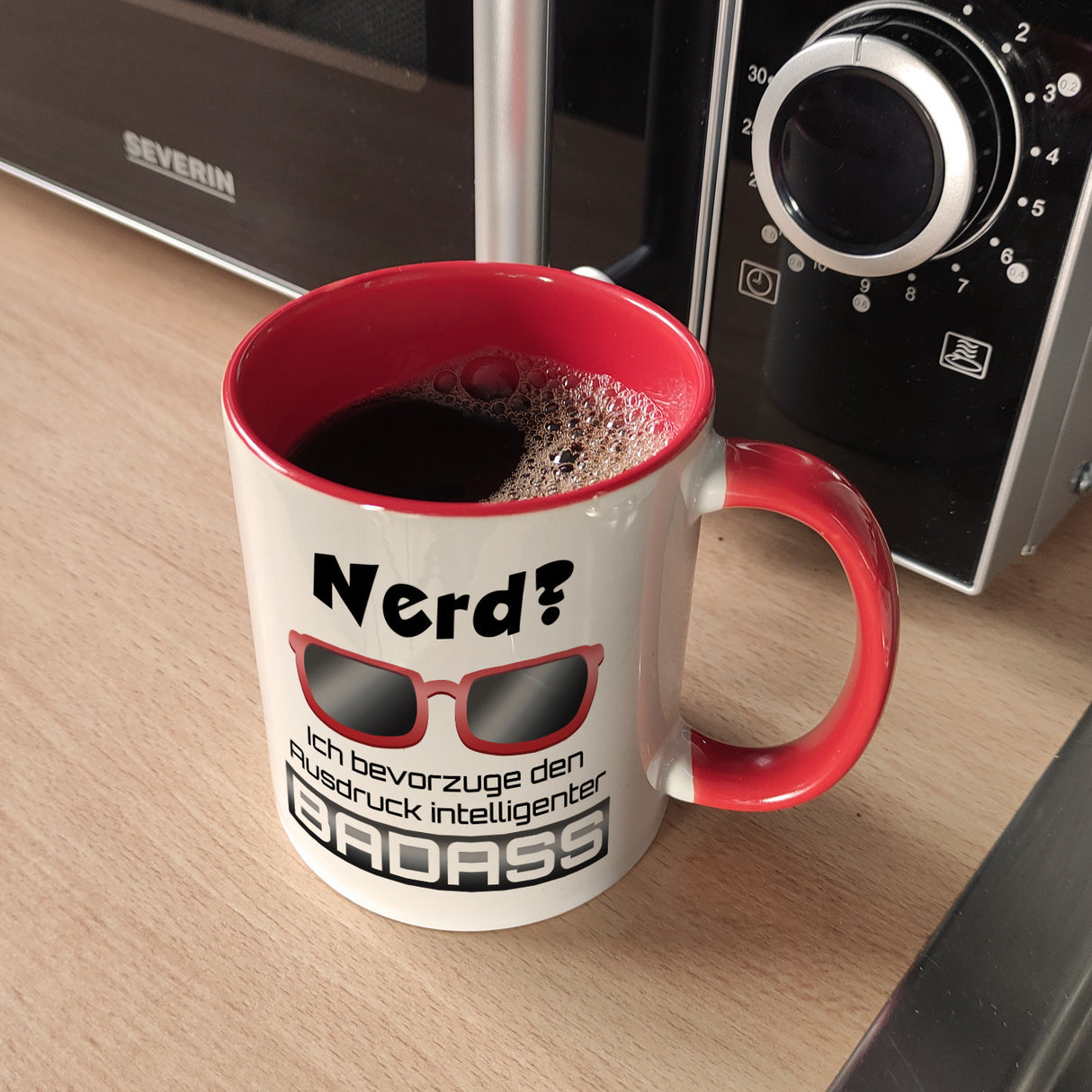 Nerd? - ich bevorzuge den Ausdruck intelligenter Badass Kaffeebecher