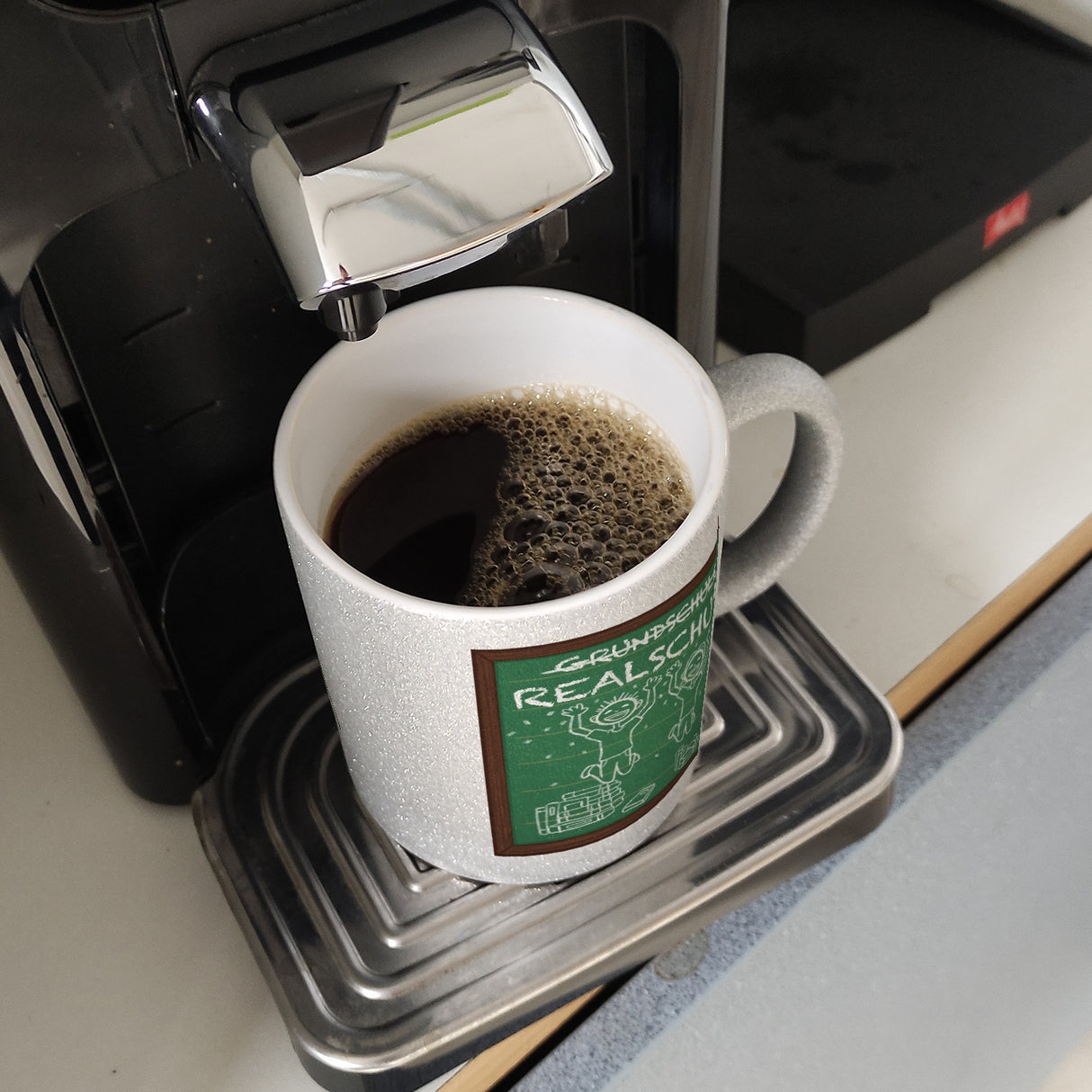 Realschule Kaffeebecher für die weiterführende Schule im Tafellook