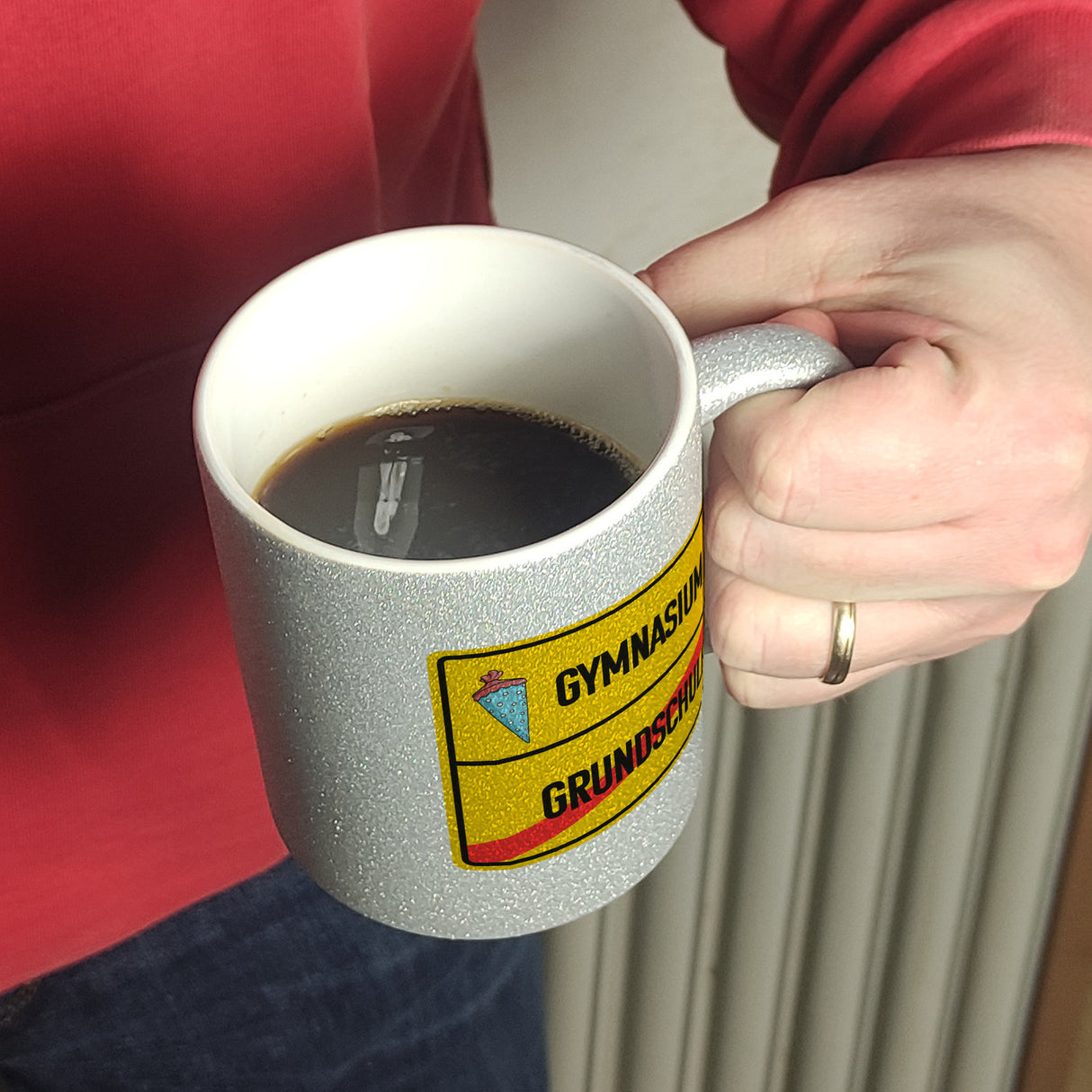 Gymnasium Ortsschild Kaffeebecher zur Einschulung