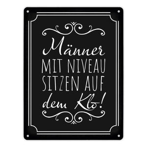 Männer mit Niveau sitzen auf dem Klo Metallschild in beige für die Toilette