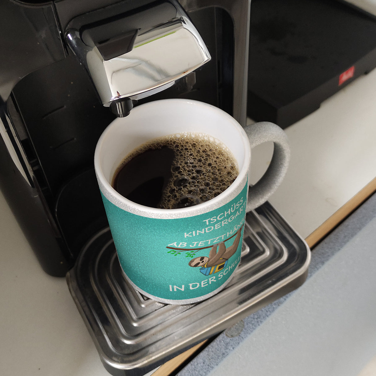 Tschüss Kindergarten... Faultier Kaffeebecher für die Einschulung