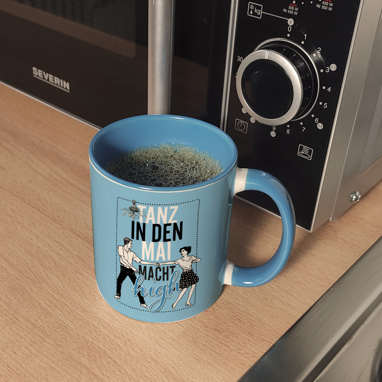 Tanz in den Mai Kaffeebecher