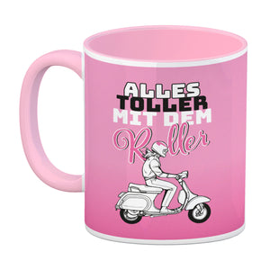 Alles toller mit dem Roller Kaffeebecher in {rosa} mit Rollerfahrerin