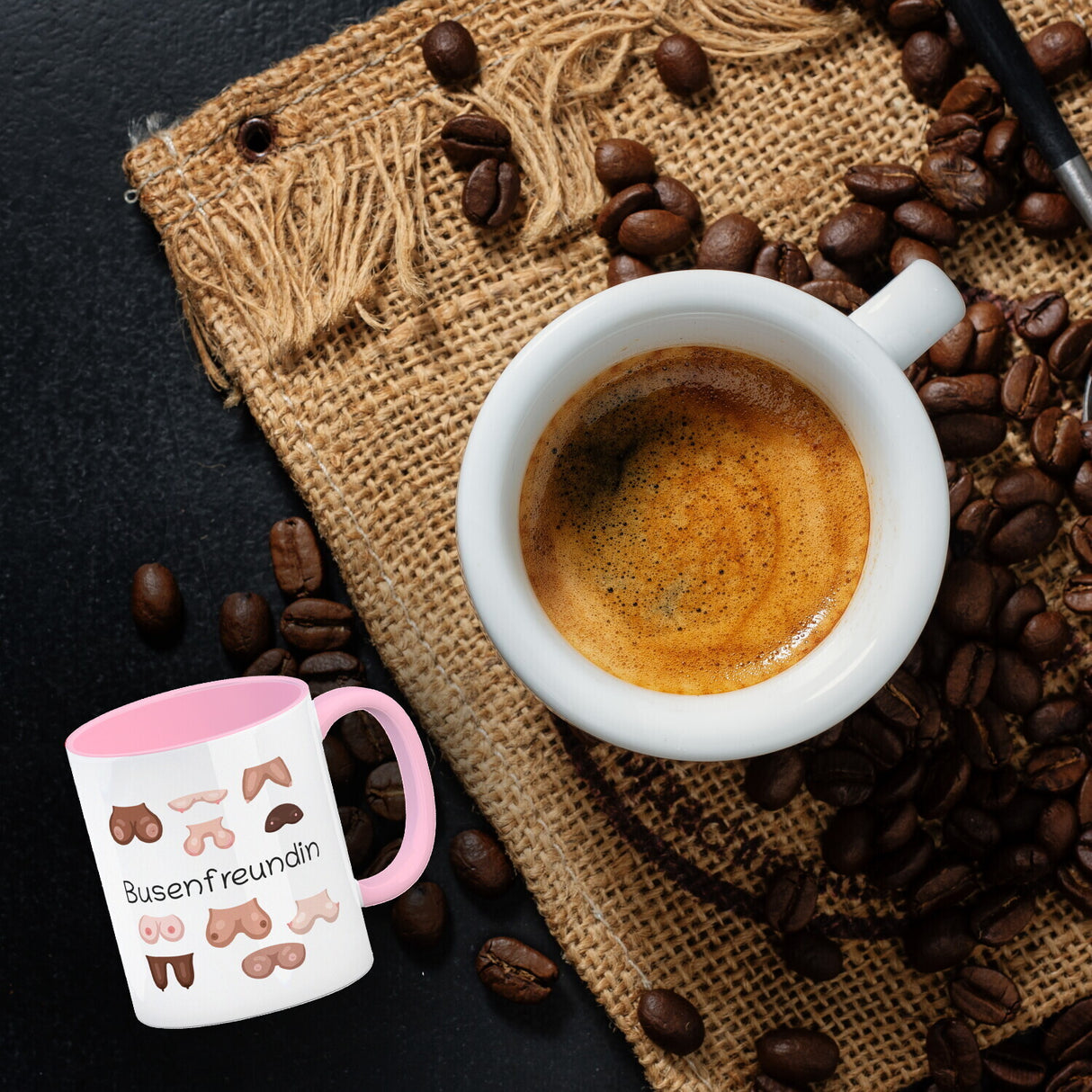 Busenfreundin Kaffeebecher mit verschiedenen Brüsten