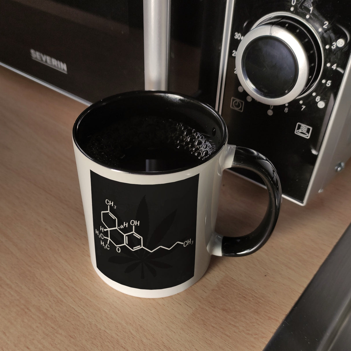 THC Molekül Kaffeebecher