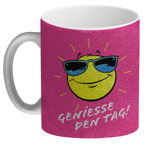 Geniesse den Tag! Kaffeebecher mit strahlender Sonne
