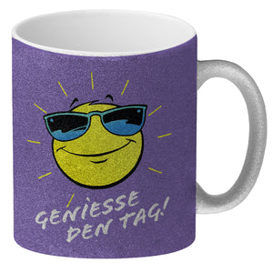 Geniesse den Tag! Kaffeebecher mit strahlender Sonne