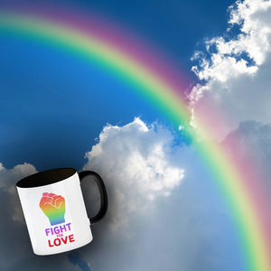 Fight for Love Kaffeebecher mit Faust in Regenbogenfarben