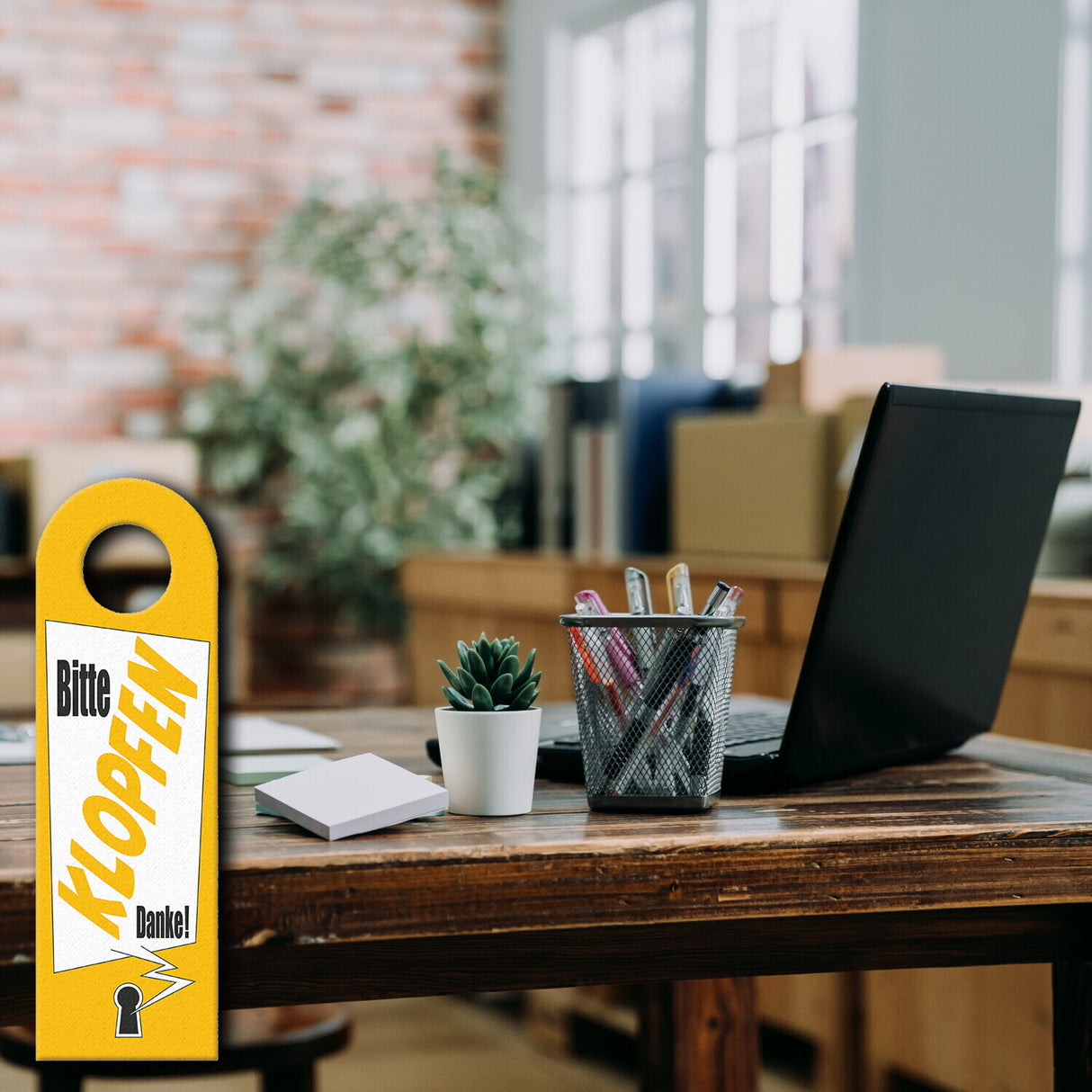 Bitte nicht stören oder klopfen Türhänger mit Schlüsselloch Motiv in pink