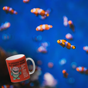 Kaffeebecher zum Thema Phishing Mails erkennen mit Fisch Motiv
