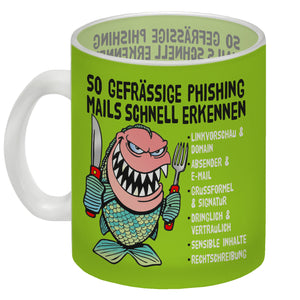 Kaffeebecher zum Thema Phishing Mails erkennen mit Fisch Motiv