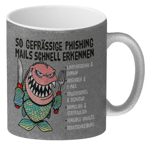 Kaffeebecher zum Thema Phishing Mails erkennen mit Fisch Motiv