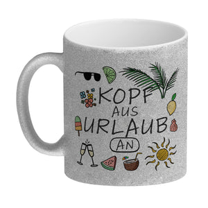 Kopf aus Urlaub an Kaffeebecher für den Sommer