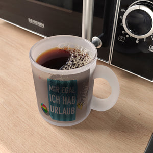 Mir egal ich hab Urlaub Kaffeebecher mit Strandmotiv