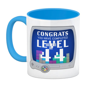 Witziger Kaffeebecher für den 44. Geburtstag mit Motiv: Gamer