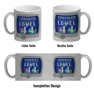 Witziger Kaffeebecher für den 44. Geburtstag mit Motiv: Gamer