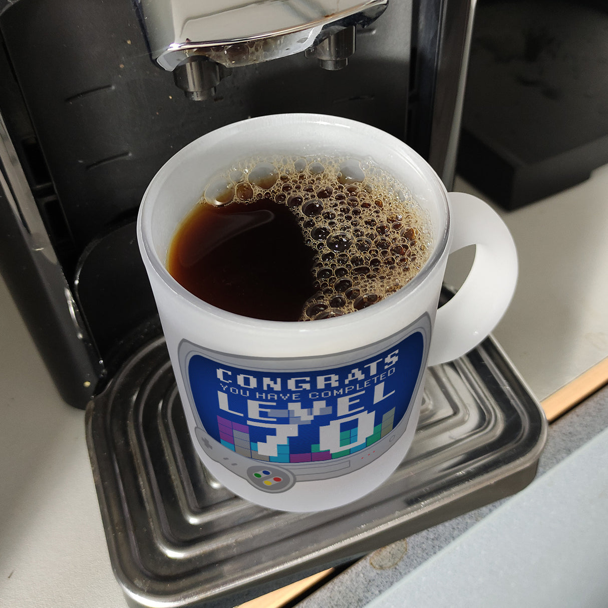 Witziger Kaffeebecher für den 70. Geburtstag mit Motiv: Gamer
