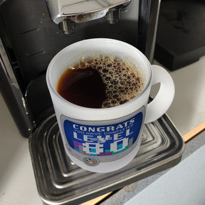 Witziger Kaffeebecher für den 80. Geburtstag mit Motiv: Gamer
