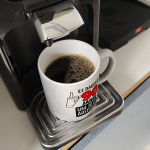 Witziger Kaffeebecher für den 90. Geburtstag mit Motiv: Gutes Aussehen