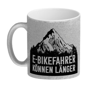 E-Bikefahrer können länger Kaffeebecher