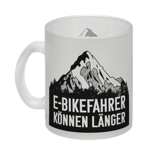 E-Bikefahrer können länger Kaffeebecher