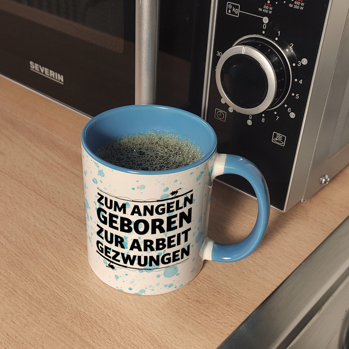 Zum Angeln geboren zur Arbeit gezwungen Kaffeebecher für Angler