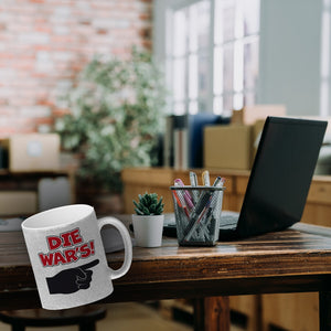 Die war’s Kaffeebecher mit beschuldigender Hand
