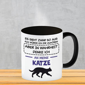 In Wahrheit denke ich an Alpakas Kaffeebecher