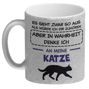 In Wahrheit denke ich an Alpakas Kaffeebecher