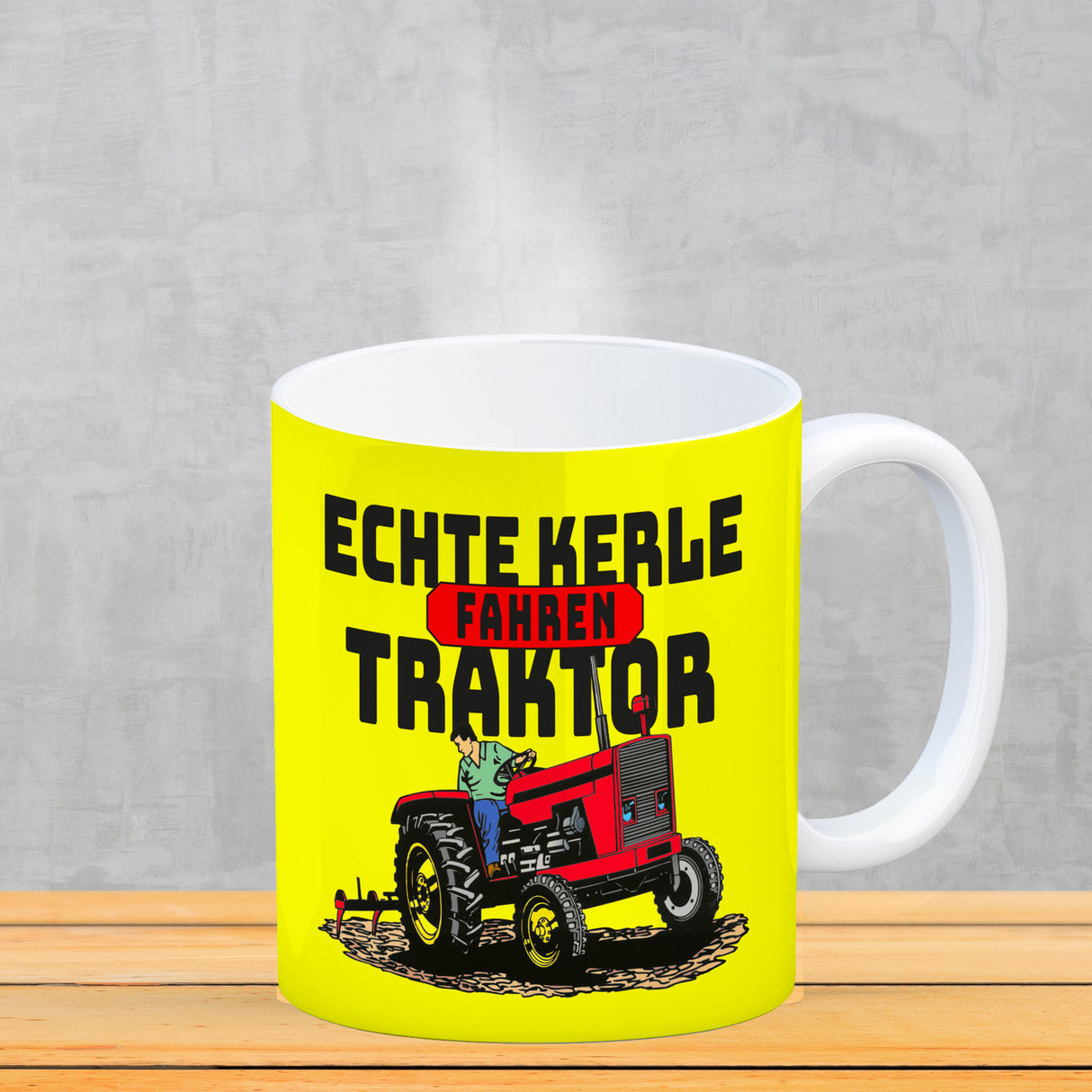 Echte Kerle fahren Traktor Kaffeebecher in braun