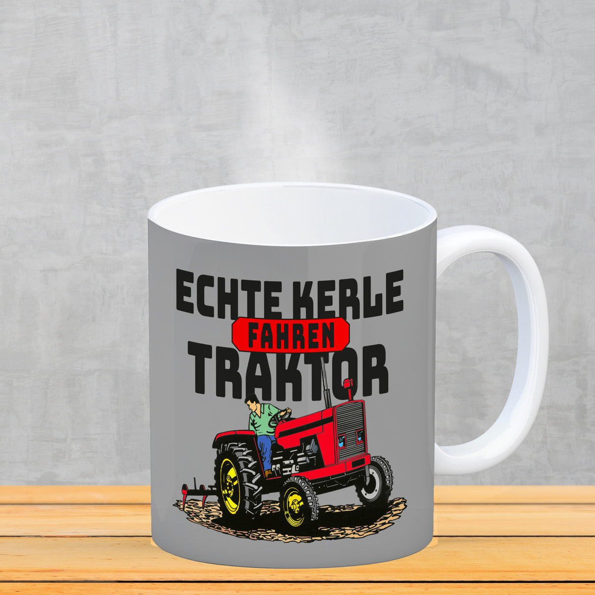 Echte Kerle fahren Traktor Kaffeebecher in braun