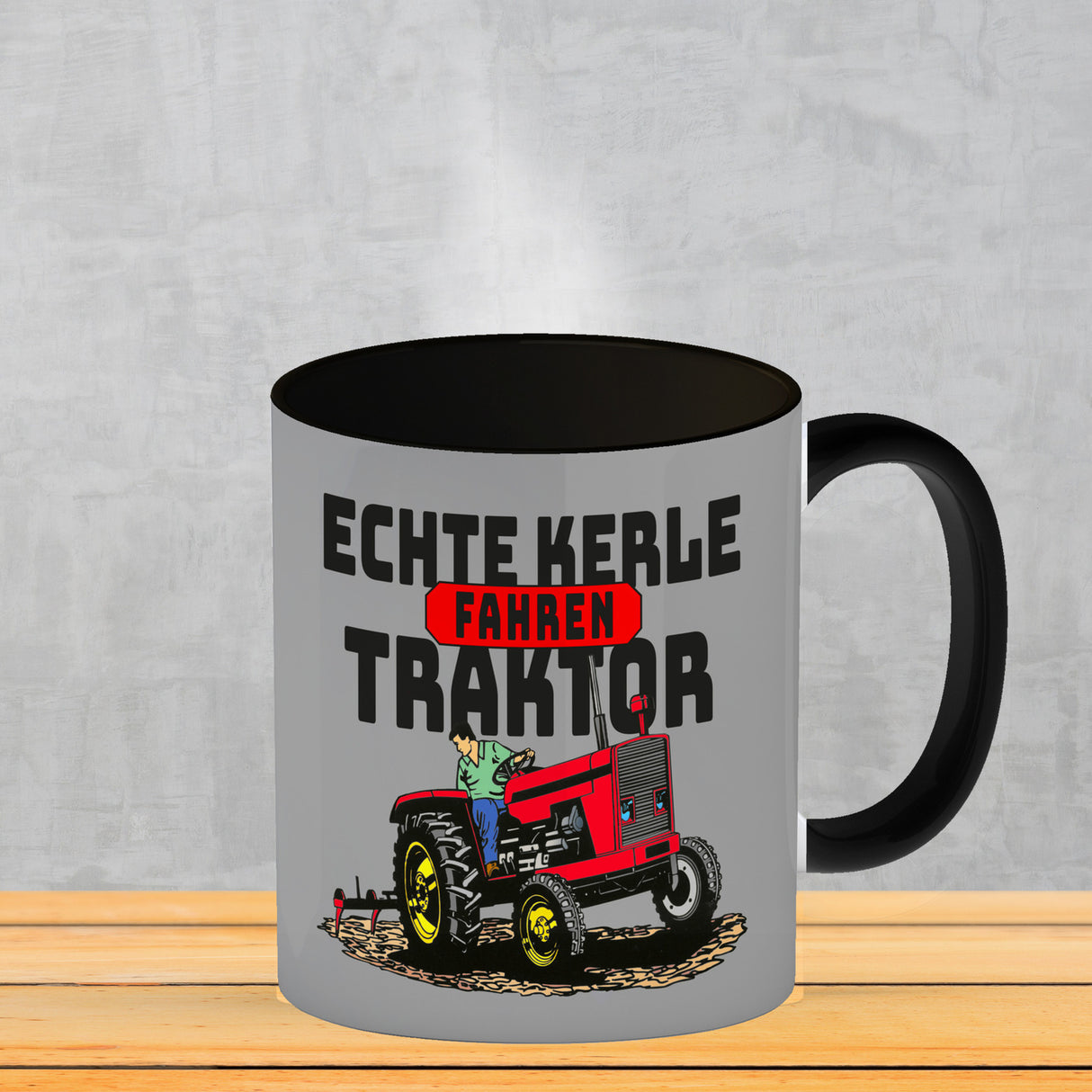 Echte Kerle fahren Traktor Kaffeebecher in braun