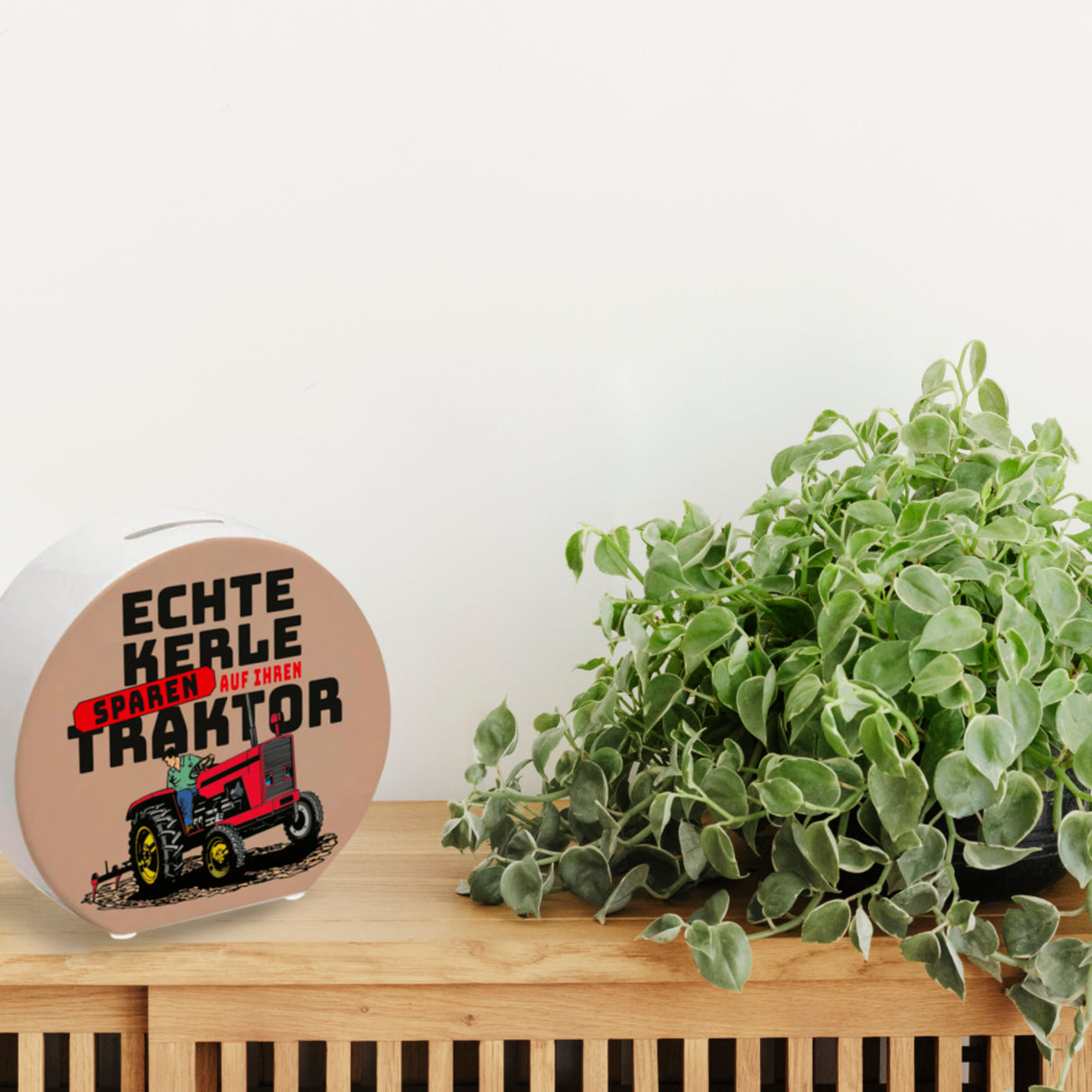 Echte Kerle sparen auf ihren Traktor Spardose für Landwirte