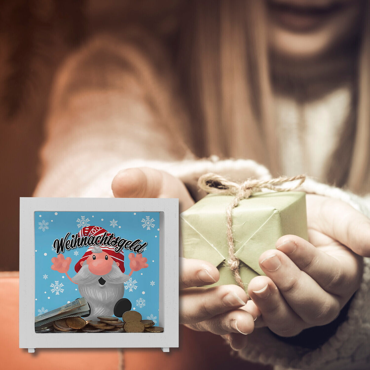 Weihnachtsgeld mit kleinem Wichtel Spardose